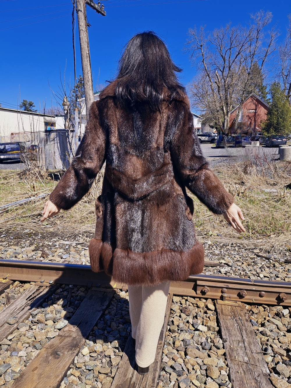 Luxurious Vintage 70's Brown Real Fur Coat with Plush Trim